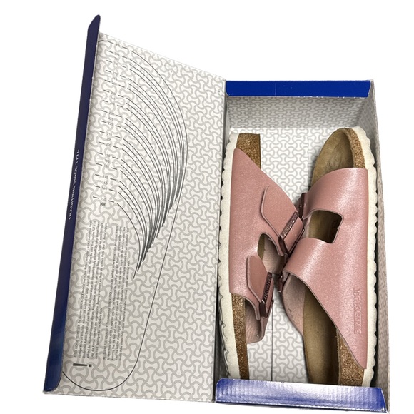 Birkenstock Arizona Rose Gold Sandals with Box Size 39 / US 8-8.5 - Picture 10 of 13